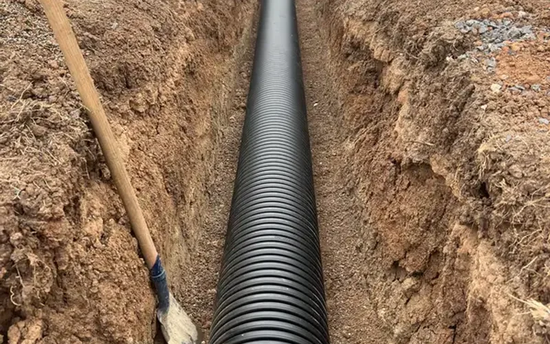 Large stormwater pipe installation
